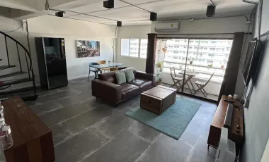 For rent 2 bedrooms condo in Watthana, Bangkok