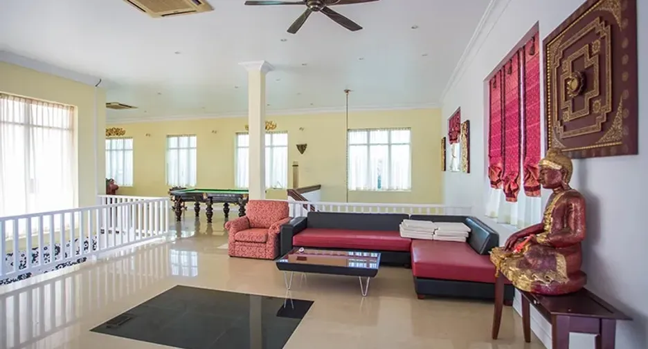 For rent 5 bedrooms house in Bang Lamung, Chonburi