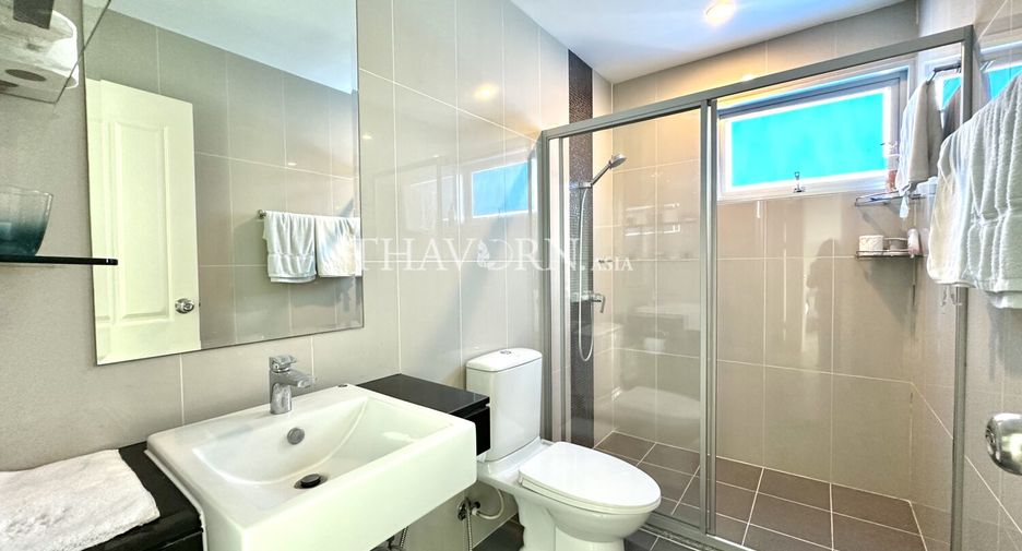 À vendre 2 chambres condo à Jomtien, Pattaya