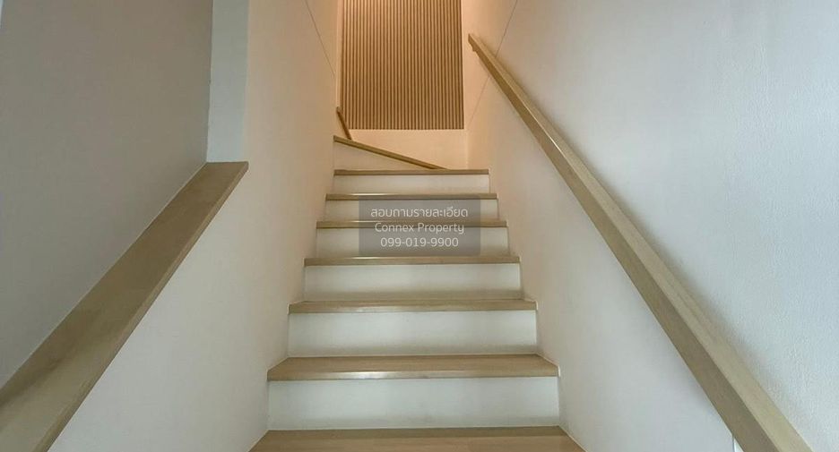 For sale 2 bedrooms townhouse in Phra Samut Chedi, Samut Prakan