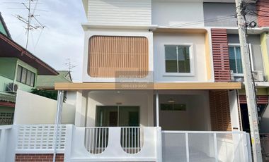 Reihenhaus zum Kauf mit 4 Zimmer in Bang Bua Thong, Nonthaburi