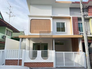 出售 4 卧室 联排别墅 在 Bang Bua Thong, Nonthaburi