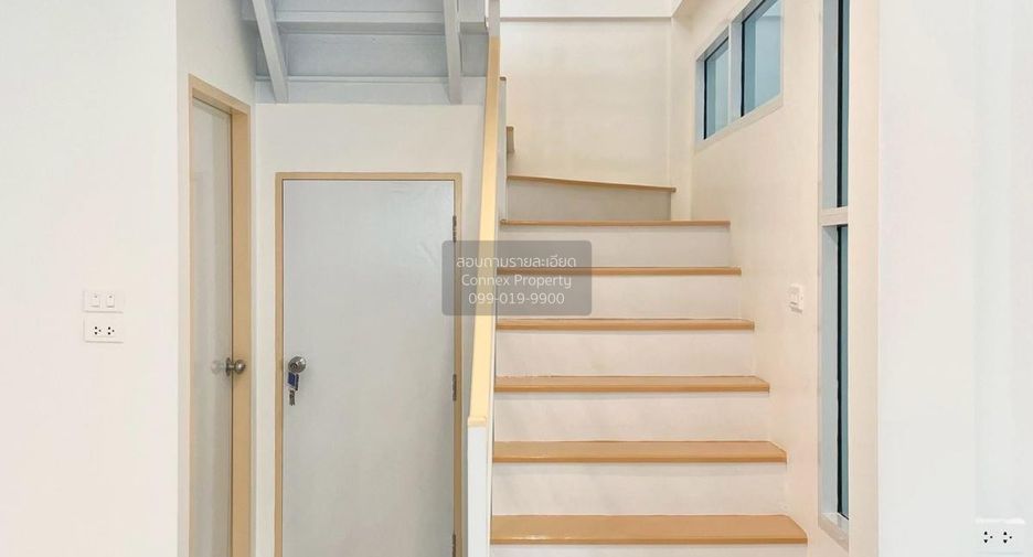 Casa adosada en venta de 4 habitaciones en Bang Bua Thong, Nonthaburi