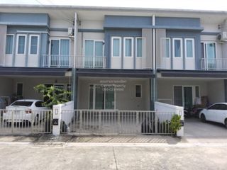 出售 4 卧室 联排别墅 在 Bang Bua Thong, Nonthaburi