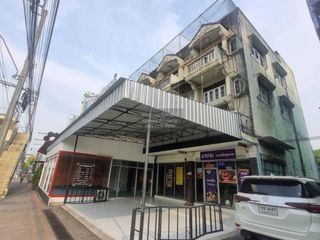 出售 3 卧室 商业空间 在 Thawi Watthana, 曼谷