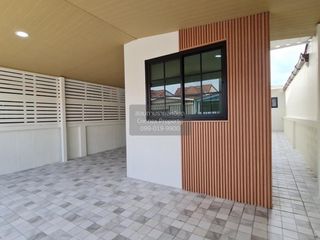 For sale 2 bedrooms townhouse in Nong Chok, Bangkok