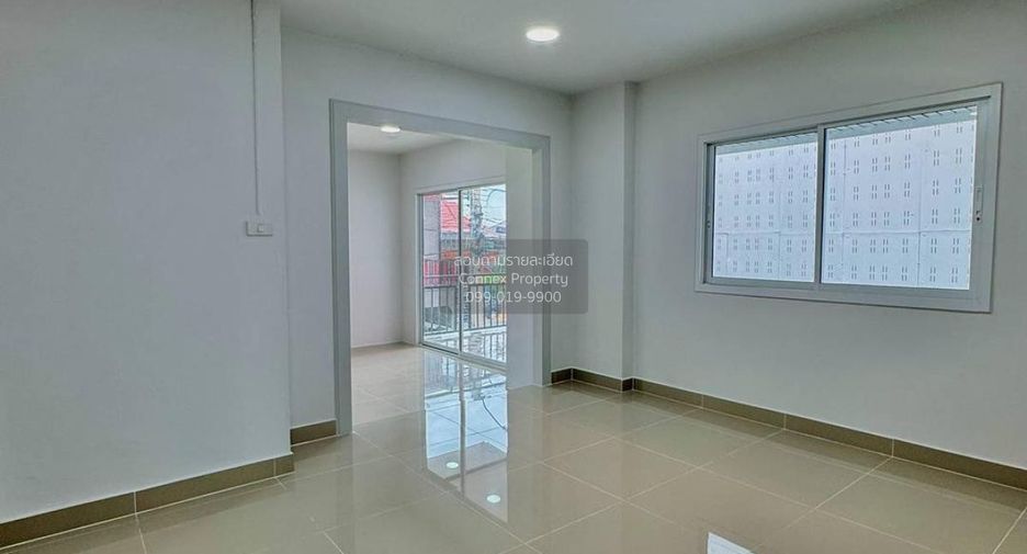 À vendre 3 chambres maison de ville à Bang Bua Thong, Nonthaburi