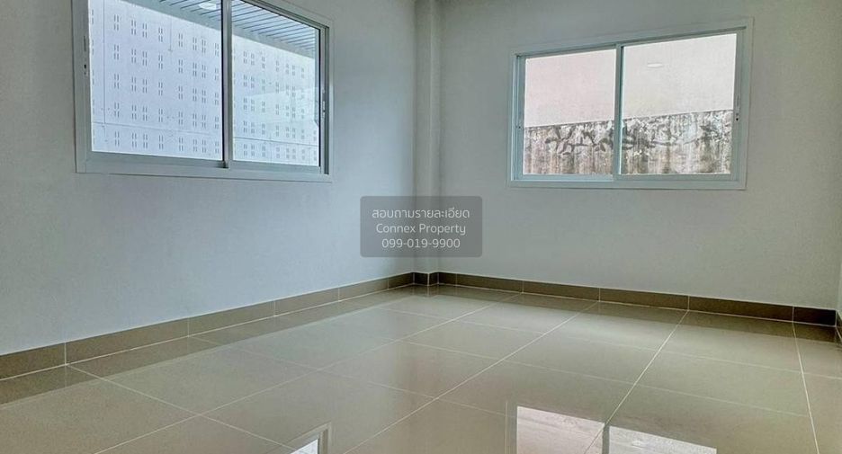 À vendre 3 chambres maison de ville à Bang Bua Thong, Nonthaburi