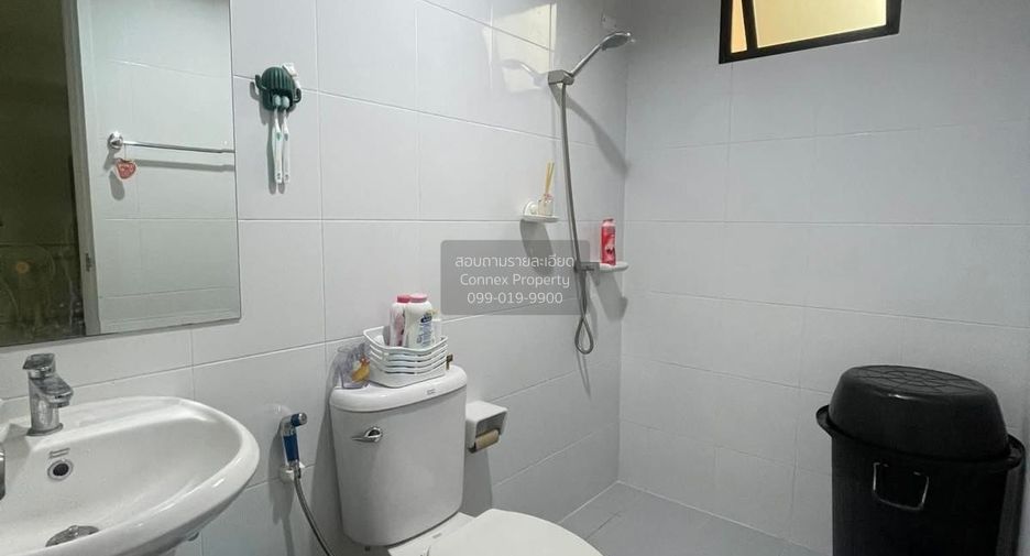 For sale 3 bedrooms townhouse in Bang Phli, Samut Prakan
