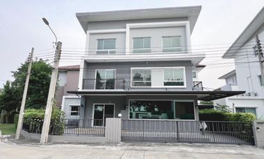 ขาย 4 ห้องนอน บ้านเดี่ยว ใน บางขุนเทียน, กรุงเทพฯ