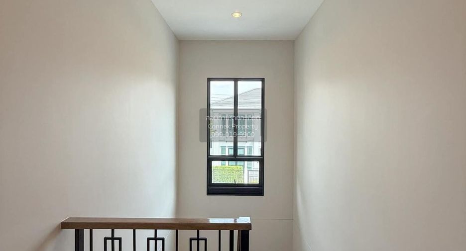 For sale 4 bedrooms house in Sai Mai, Bangkok