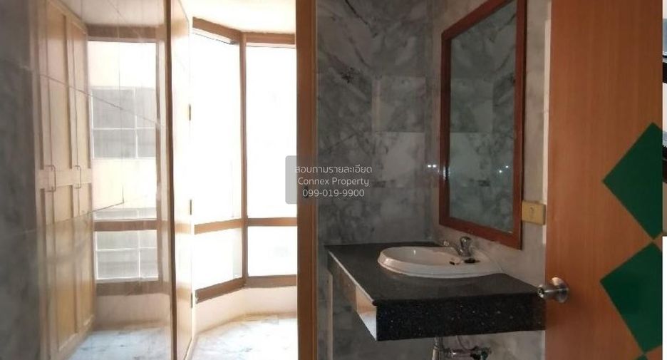 For sale 1 bed condo in Phaya Thai, Bangkok