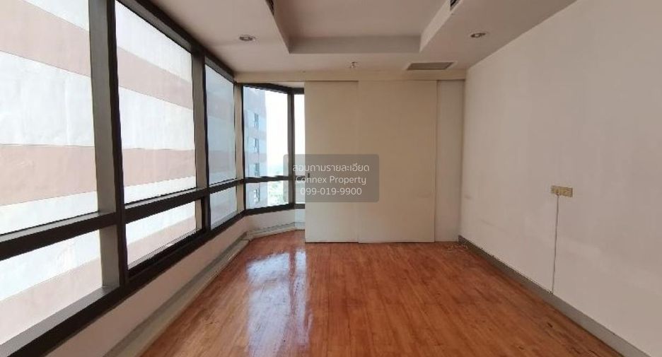 For sale 1 bed condo in Phaya Thai, Bangkok
