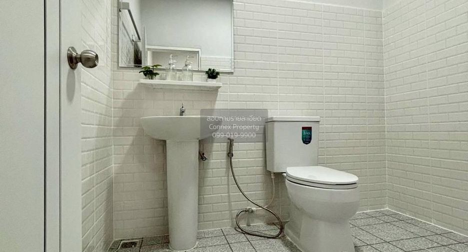 Casa adosada en venta de 2 habitaciones en Bang Bua Thong, Nonthaburi