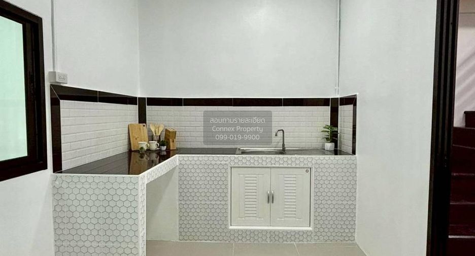 Casa adosada en venta de 2 habitaciones en Bang Bua Thong, Nonthaburi