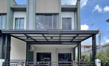 For sale 3 bedrooms townhouse in Sai Mai, Bangkok