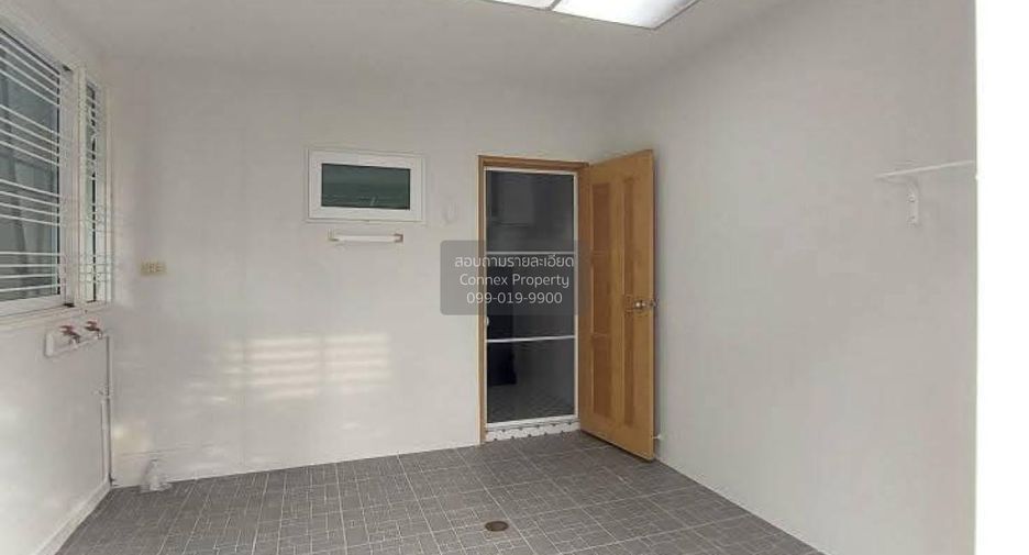 Продажа 3 спальни дом в Phra Pradaeng, Самутпракан