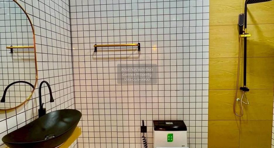 For sale 2 bedrooms townhouse in Min Buri, Bangkok
