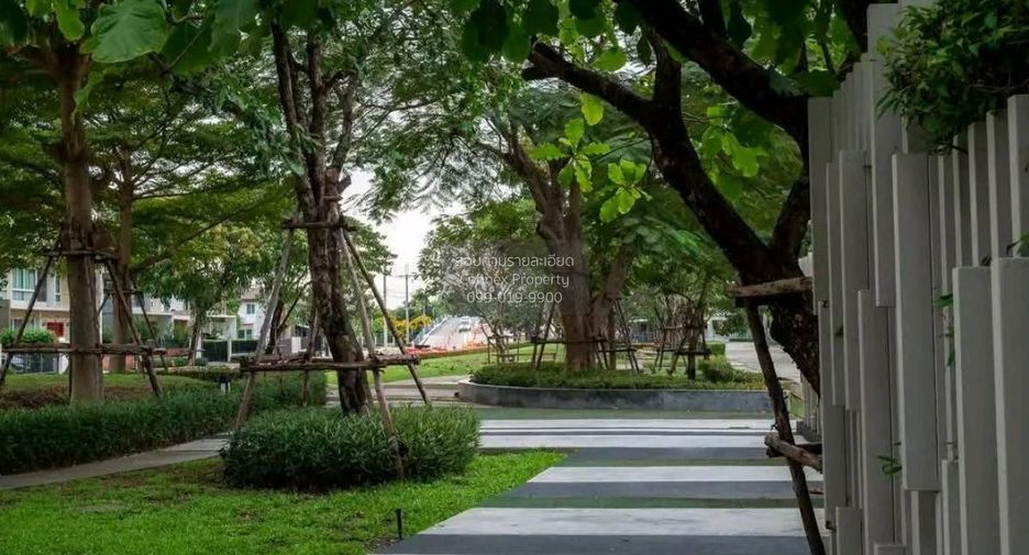 For sale 3 bedrooms house in Khlong Sam Wa, Bangkok