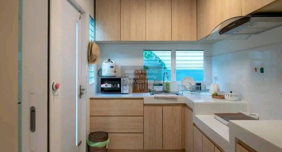 For sale 3 bedrooms house in Khlong Sam Wa, Bangkok
