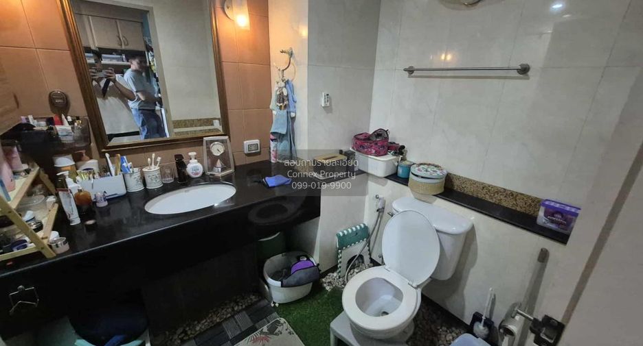 For sale 1 bed condo in Sathon, Bangkok