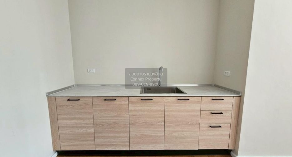 ขาย 4 ห้องนอน คอนโด ใน วัฒนา, กรุงเทพฯ