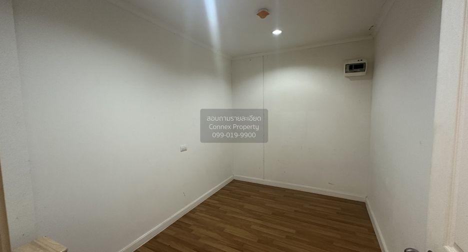 Condo en venta de 2 habitaciones en Yan Nawa, Bangkok