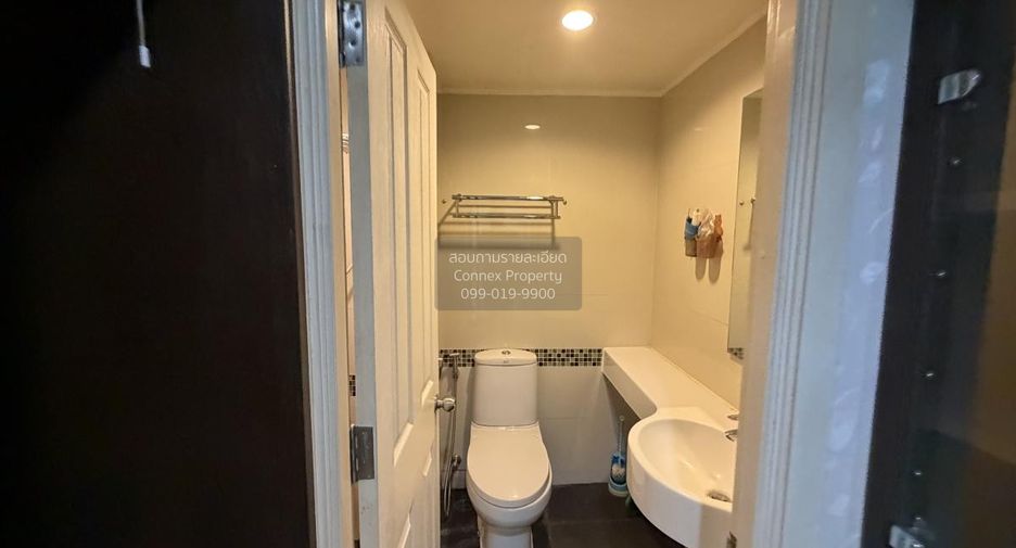 For sale 2 bedrooms condo in Yan Nawa, Bangkok
