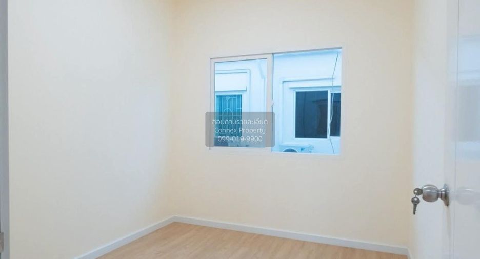 For sale 4 bedrooms townhouse in Bang Phli, Samut Prakan