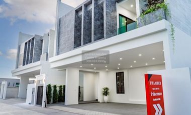 出售 4 卧室 独立屋 在 Bang Lamung, Chon Buri