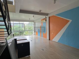 Reihenhaus zum Kauf mit 2 Zimmer in Khan Na Yao, Bangkok