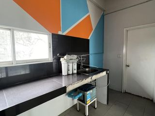 Reihenhaus zum Kauf mit 2 Zimmer in Khan Na Yao, Bangkok