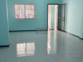 For sale 2 bedrooms townhouse in Sai Noi, Nonthaburi