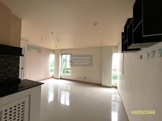 出售 1 卧室 公寓 在 Min Buri, 曼谷