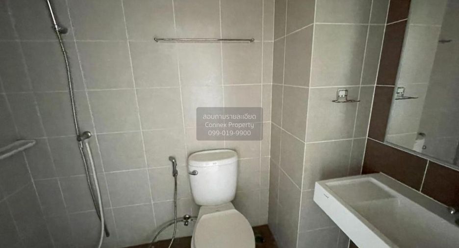 For sale 1 bed condo in Mueang Samut Prakan, Samut Prakan