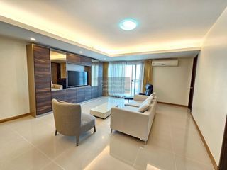 For rent 3 bedrooms condo in Bang Kho Laem, Bangkok