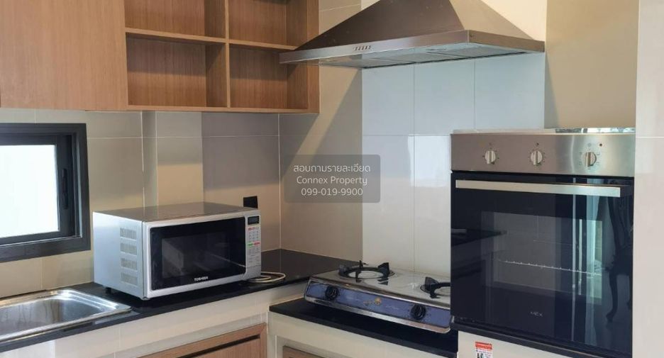 Haus zur Miete mit 4 Zimmer in Bang Kapi, Bangkok