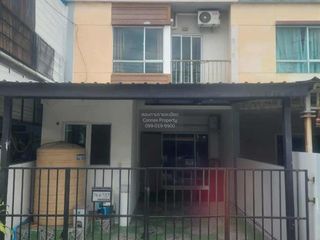 出租 3 卧室 联排别墅 在 Suan Luang, 曼谷