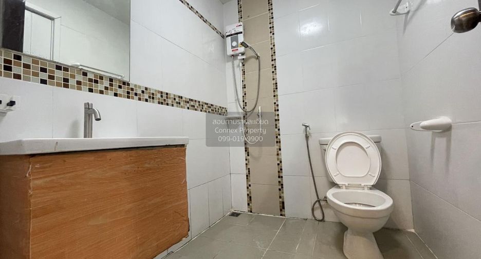 Reihenhaus zur Miete mit 3 Zimmer in Suan Luang, Bangkok