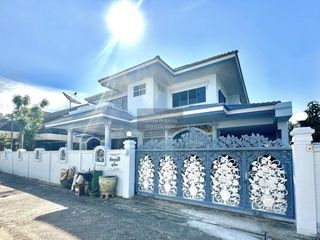 For rent 7 bedrooms house in Taling Chan, Bangkok