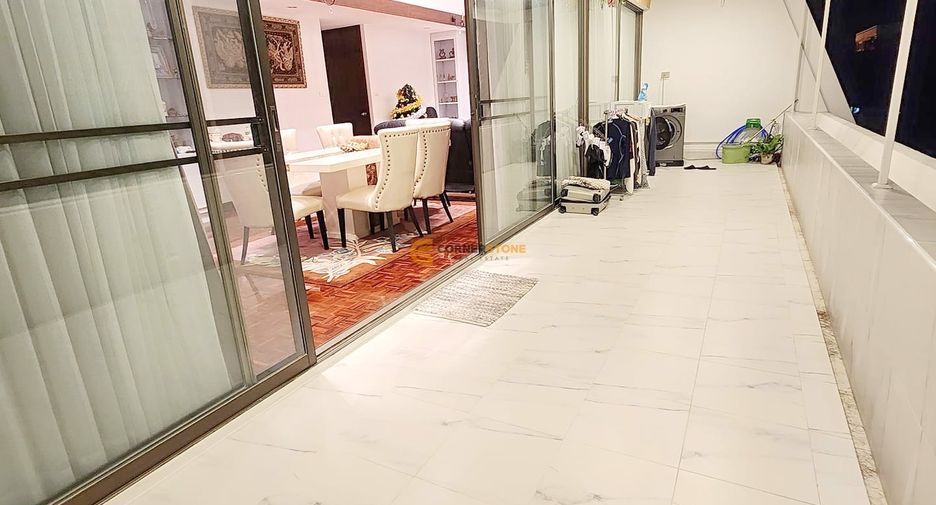 For rent 3 bedrooms condo in Bang Lamung, Chonburi