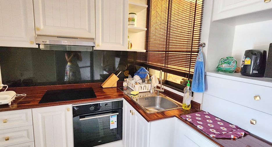 For rent 3 bedrooms condo in Bang Lamung, Chonburi