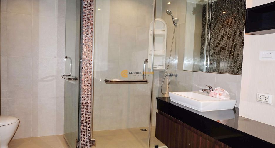 À louer 2 chambres condo à Pratumnak, Pattaya