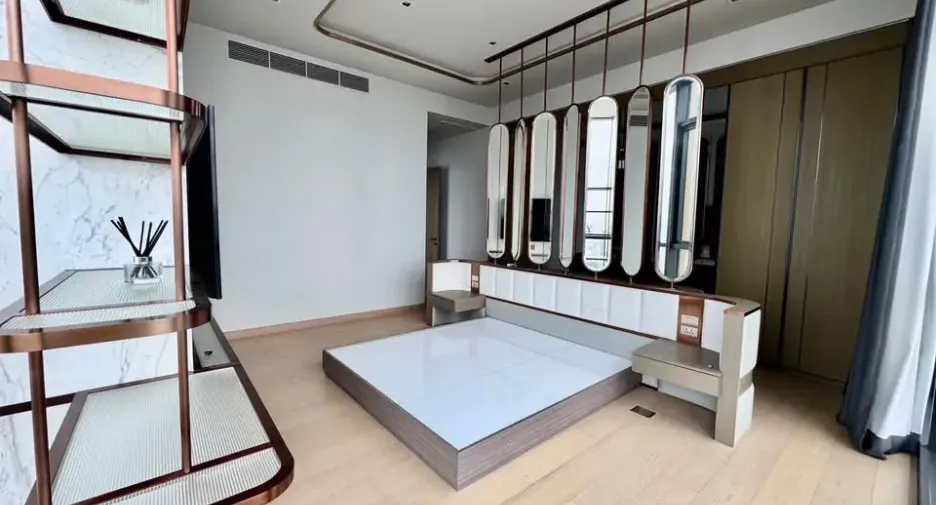 À vendre 3 chambres condo à Watthana, Bangkok