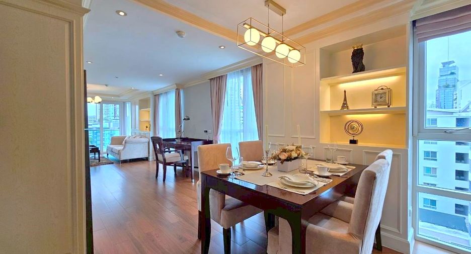 For rent 2 bedrooms condo in Watthana, Bangkok