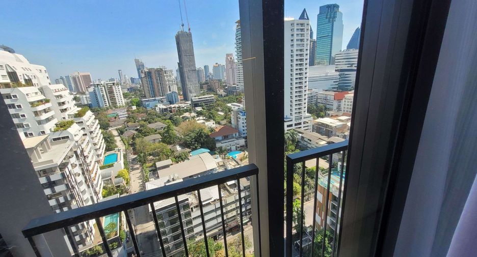 For rent 1 bed condo in Watthana, Bangkok