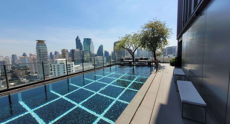 For rent 1 bed condo in Watthana, Bangkok
