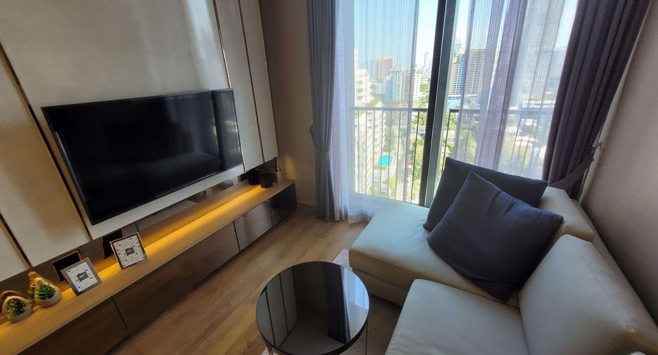 For rent 1 bed condo in Watthana, Bangkok