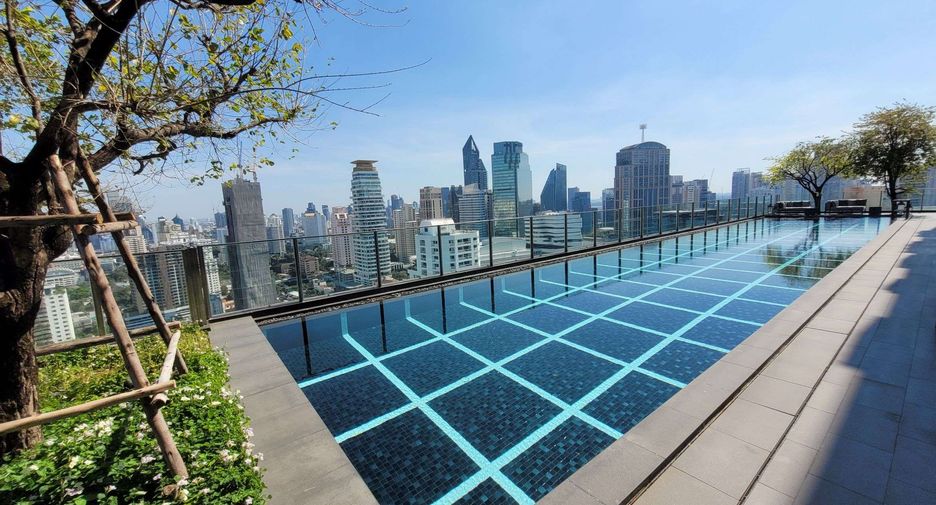 For rent 1 bed condo in Watthana, Bangkok