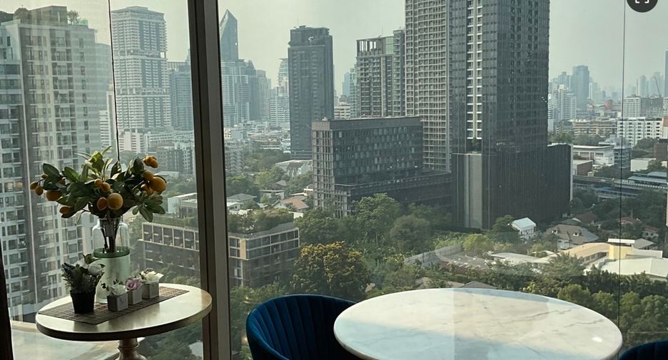 For rent 1 bed condo in Khlong Toei, Bangkok